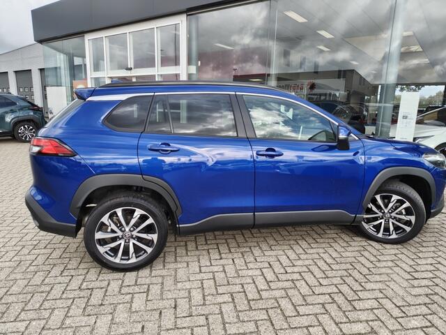 Toyota COROLLA Cross Hybrid 140 Style | Sensoren v/a | El. Achterklep | Stoel- & Stuu