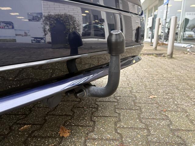 Toyota COROLLA Touring Sports 1.2 Dynamic | Stoelverwarming | Trekhaak | 1300kg Trekgewicht |