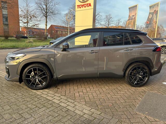 Toyota COROLLA Cross Hybrid 180 GR Sport