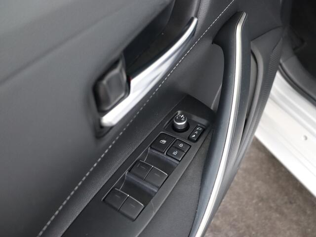 Toyota COROLLA Touring Sports 1.8 Hybrid First Edition | Navigatie | Achteruitrijcamera | Dealeronderhouden |