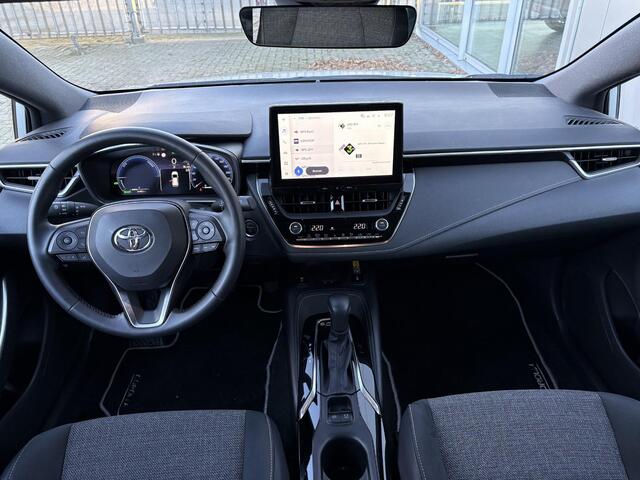 Toyota COROLLA Touring Sports Hybrid 140 Dynamic **STOELVERWARMING/ KEYLESS/ PARKEERSENSOREN/ GARANTIE**