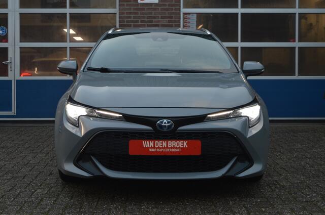 Toyota COROLLA Touring Sports 1.8 | HYBRID - CAMERA - LED