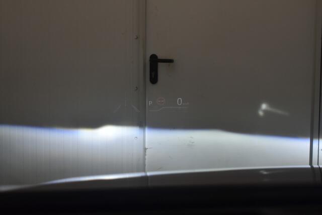 Toyota COROLLA Premium Head-Up Virtual EL aKlep Bi-Tone Cam Cruise Stoel + Stuur Ver Navi