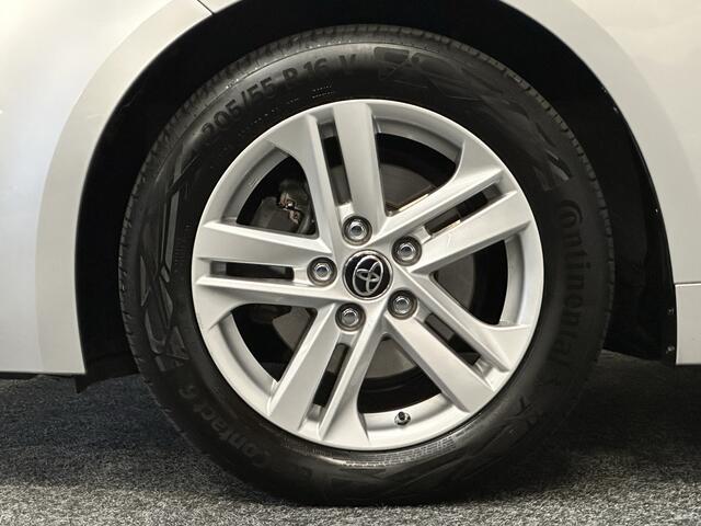 Toyota COROLLA TOURING SPORTS 1.2 HYBRID NAVIGATIE A RIJ CAMERA CRUISE CONTROL CLIMATE CONTROL STUURVERWARMING MET EXTRA WINTERSET !!