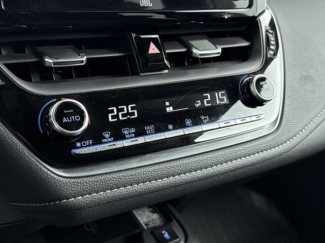 Toyota COROLLA Touring Sports 2.0 Hybrid Style JBL | Parkeersensoren | Stoelverwarming | Trekhaak | Navigatie |