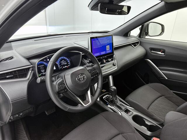 Toyota COROLLA Cross Hybrid 140 Style | Dodehoek detectie | Elektrische achterklep | Parkeersensoren V+A
