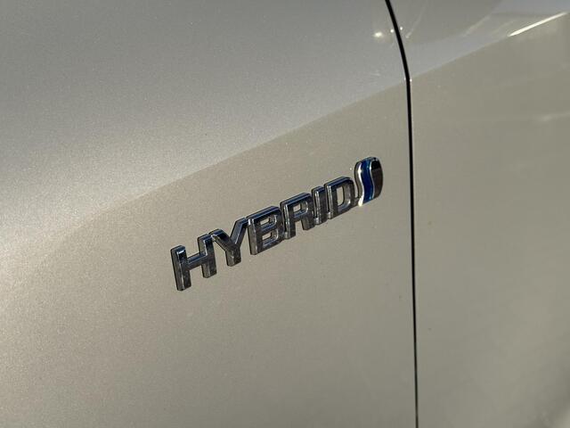 Toyota COROLLA Touring Sports 1.8 Hybrid Business Plus stoel-stuurverwarming | trekhaak | PDC rondom