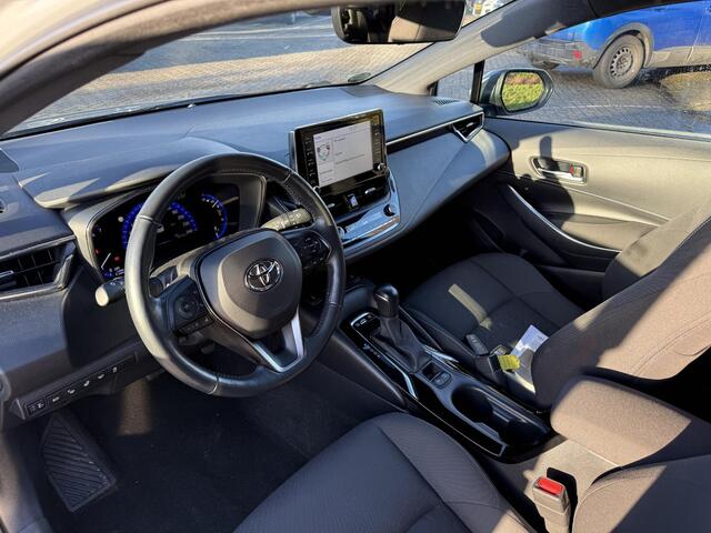Toyota COROLLA Touring Sports 1.8 Hybrid Business Plus stoel-stuurverwarming | trekhaak | PDC rondom