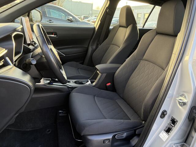 Toyota COROLLA Cross 2.0 High Power Hybrid Active NL Auto 200PK Navi Carplay Cruise