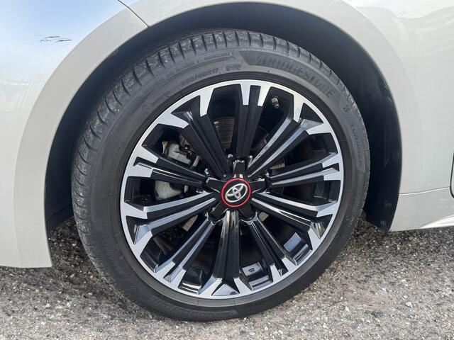 Toyota COROLLA Touring Sports 1.8 Hybrid GR-Sport // NAVI // ADAPTIVE CRUISE // CLIMA // CAMERA // APPLE CARPLAY - ANDROID AUTO //