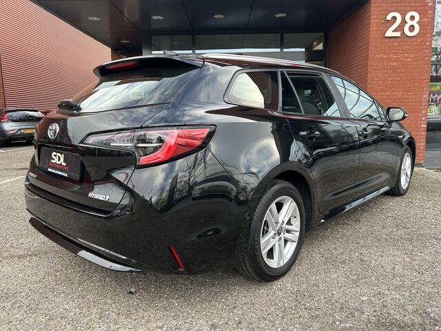Toyota COROLLA Touring Sports 1.8 Hybrid Dynamic // FULL LED // NAVI // CAMERA // KEYLESS // ADAPTIVE CRUISE // PDC V+A