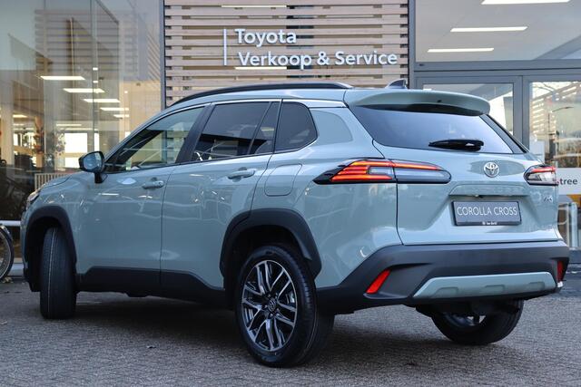 Toyota COROLLA Cross Dynamic , Nieuw en direct leverbaar met ¤1.500 inruilvoordeel