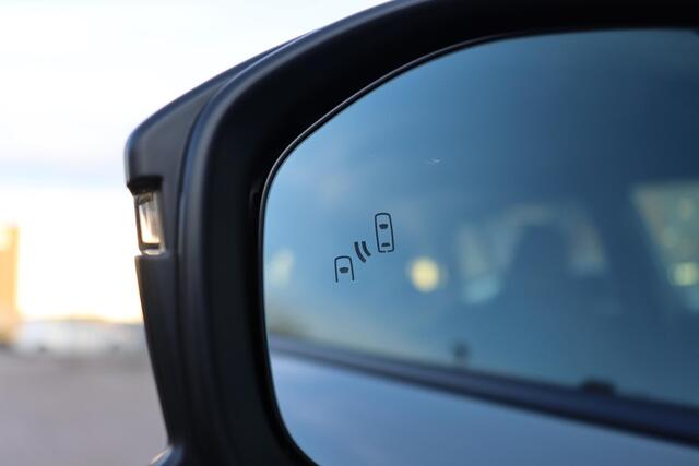 Toyota COROLLA Cross Dynamic , Nieuw en direct leverbaar met ¤1.500 inruilvoordeel