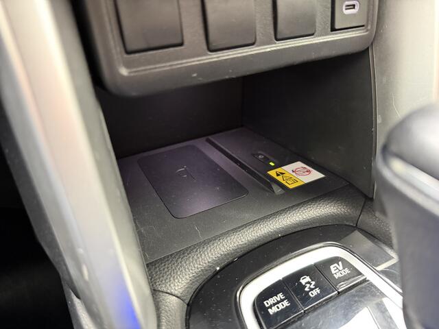 Toyota COROLLA Cross Hybrid 140 Dynamic | GEEN AFLEVERKOSTEN | Elek.achterklep, Apple/Android, Draadloze telefoonlader