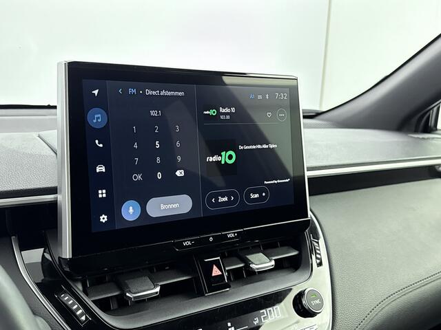 Toyota COROLLA Cross Hybrid 140 Dynamic | Parkeercamera | NL-Auto | Dealeronderhouden | Lichtmetalen Velgen | Navi |