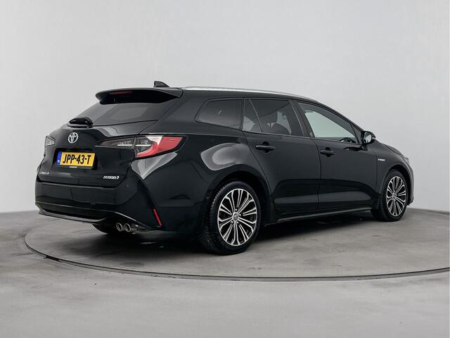 Toyota COROLLA Touring Sports 2.0 Hybrid Style | Stoel / Stuurwielverwarming | Navigatie | Apple Carplay / Android Auto | Parkeersensoren |
