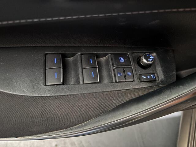 Toyota COROLLA Touring Sports 1.8 Hybrid Business Plus