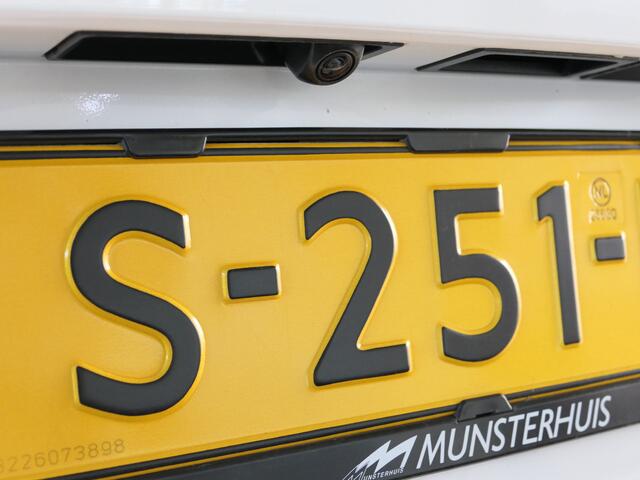 Toyota COROLLA Touring Sports 1.8 Hybrid Dynamic - Occasion Lease vanaf ¤474 p/m - *Dealer onderhouden!* - Adaptive cruise - camera - navi