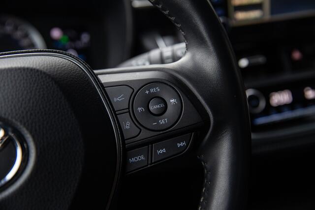 Toyota COROLLA 1.8 Hybrid Business