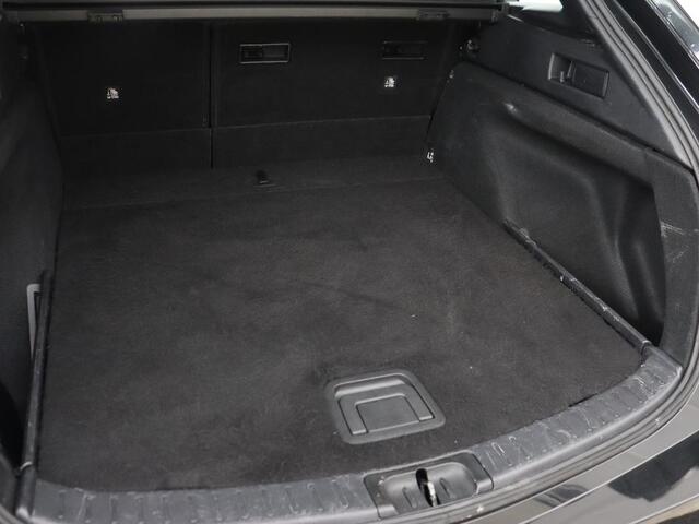 Toyota COROLLA 1.2 Turbo Active | Camera | Adaptive cruise | Carplay | Navigatie | Full LED | Climate control | Bluetooth | 16'' | DAB ontvanger