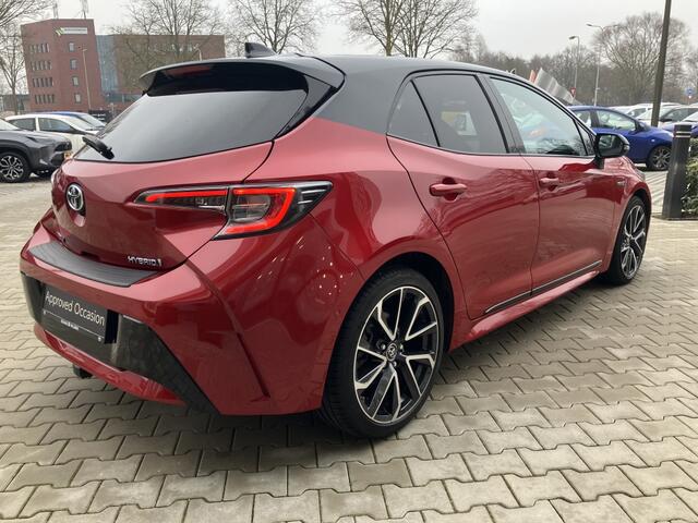 Toyota COROLLA 1.8 Hybrid Executive | Blindspot | Trekhaak | Pdc v/a