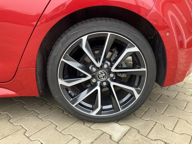 Toyota COROLLA 1.8 Hybrid Executive | Blindspot | Trekhaak | Pdc v/a