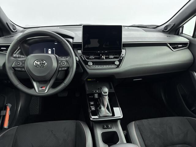 Toyota COROLLA Cross Hybrid 180 GR Sport Plus Pack Panoramadak | NIEUW & DIRECT LEVERBAAR | UNIEKE SAMENSTELLING | PANORAMADAK |