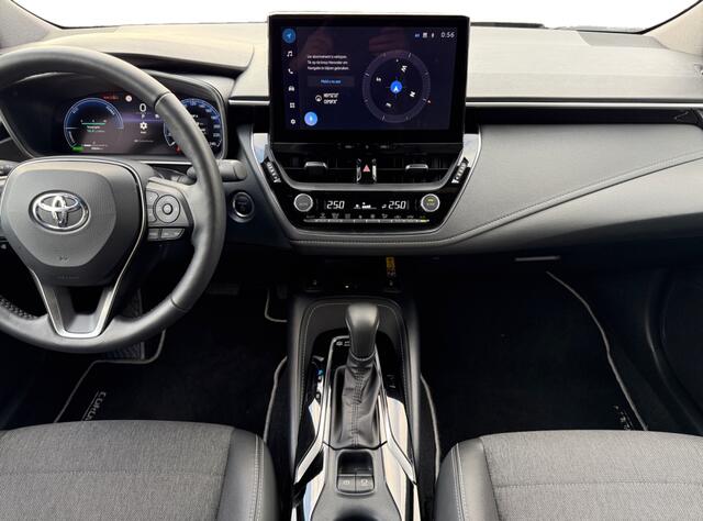 Toyota COROLLA Touring Sports 1.8 Hybrid Dynamic I Half-leder I Navi I Camera I Keyless | Apple Carplay/Android Auto | Elektrisch bedienbare achterklep | Stuurwielverwarming