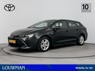 toyota-corolla-touring-sports-1.8-h