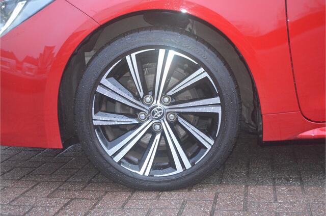 Toyota COROLLA Touring Sports 1.8 Hybrid Executive Bi-Tone, stuur en stoelverwarming