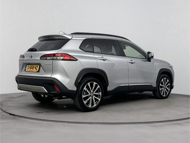 Toyota COROLLA Cross 2.0 High Power Hybrid First Edition | Elektrische Achterklep | Voorstoelen Verwarmd |