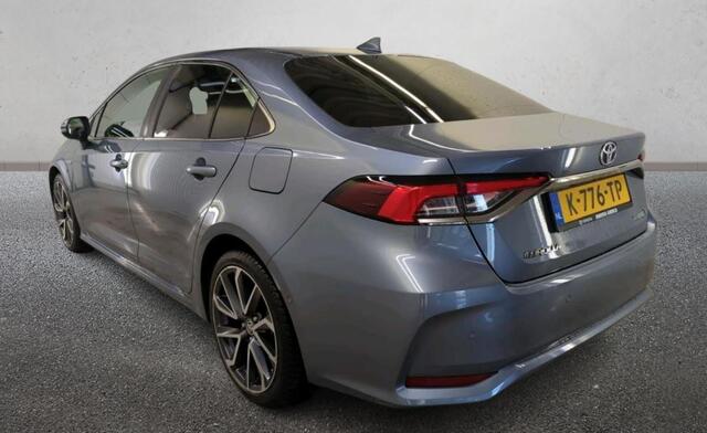 Toyota COROLLA 1.8 Hybrid Executive Sedan / Leder / Navigatie / Xenon / Pdc.V+A / Airco-ecc./ Radio multimedia /