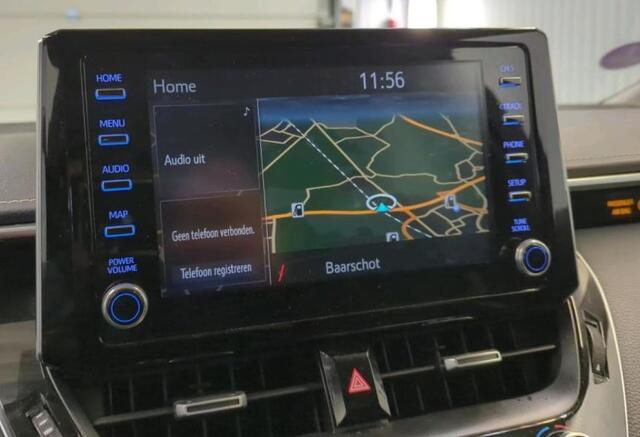 Toyota COROLLA 1.8 Hybrid Executive Sedan / Leder / Navigatie / Xenon / Pdc.V+A / Airco-ecc./ Radio multimedia /