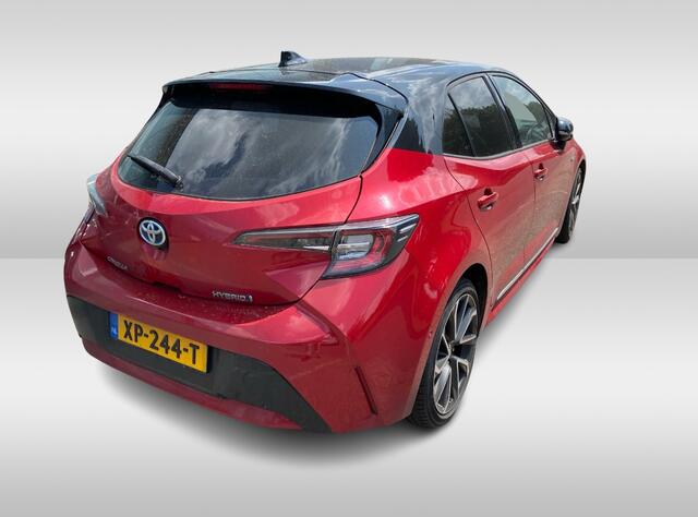 Toyota COROLLA 1.8 Hybrid Executive / Camera / Head-up / CarPlay / 18'' / Keyless / Stoelverwarming / DAB / ACC