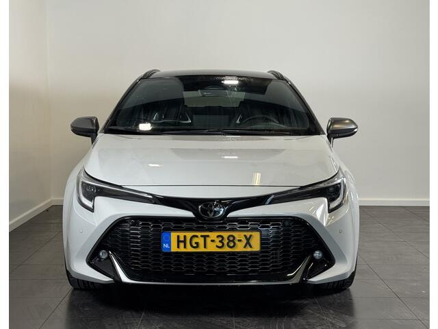 Toyota COROLLA Touring Sports Hybrid 140 GR Sport | Demo | BSM | Parkeersensoren voor/achter | Stoelverwarming | Apple/Android |