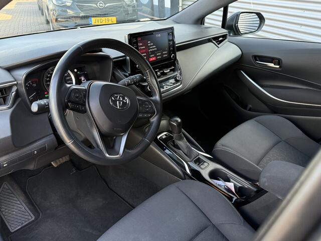 Toyota COROLLA Touring Sports 1.8 Hybrid Active | LM Velgen | Clima | Adapt. Cruise | Ndl auto!! | Navigatie | Led | Apple carplay | 1e Eigenaar | RIJKLAARPRIJS INCL 12 MAANDEN GARANTIE EN BEURT