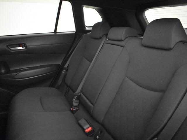 Toyota COROLLA Cross Hybrid 140 Team D | Elektrische achterkl. | Adapt. cruise |