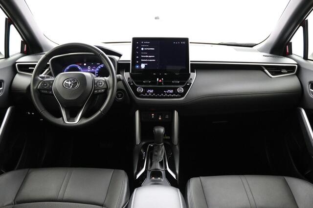Toyota COROLLA Cross Hybrid 140 Style | leder / Stof bekleding | Stoelverwarming | Electrische achterklep |