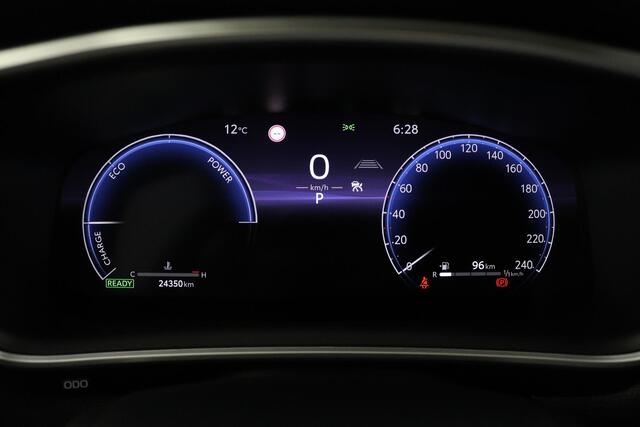 Toyota COROLLA Cross Hybrid 140 Style | leder / Stof bekleding | Stoelverwarming | Electrische achterklep |