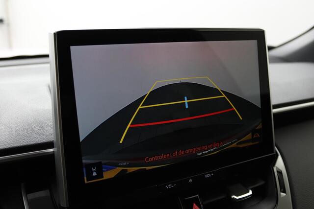 Toyota COROLLA Cross Hybrid 140 Style | leder / Stof bekleding | Stoelverwarming | Electrische achterklep |