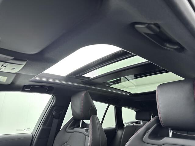 Toyota COROLLA Touring Sports 2.0 Hybrid Executive Plus Leseman aangemeld 23-1 vanuit leverancier