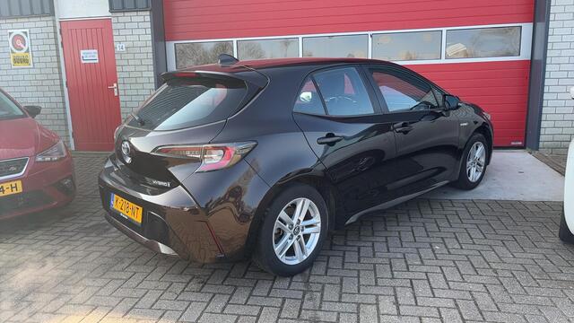 Toyota COROLLA 1.8 Hybrid Active CAMERA / CARPLAY / FULL LED / CLIMA / BLUETOOTH / ACC / NL-AUTO