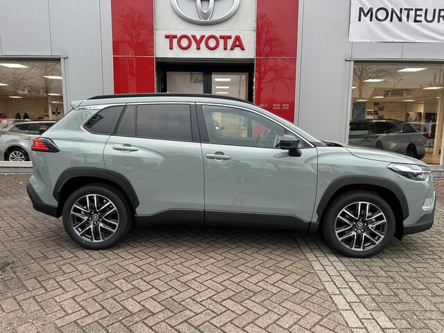 Toyota COROLLA Cross Hybrid 140 Dynamic Stoelverwarming | pakeersensoren | Dodehoek | 2026 Model