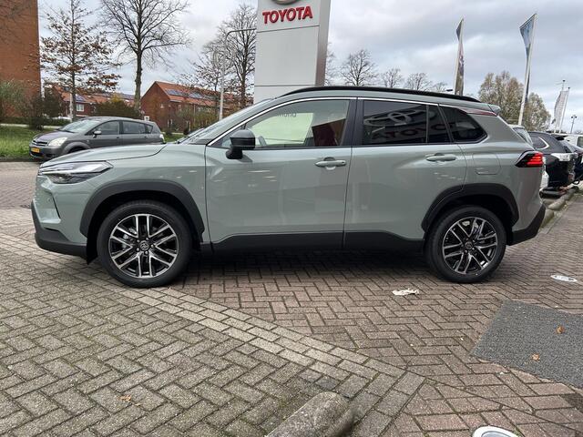 Toyota COROLLA Cross Hybrid 140 Dynamic Stoelverwarming | pakeersensoren | Dodehoek | 2026 Model