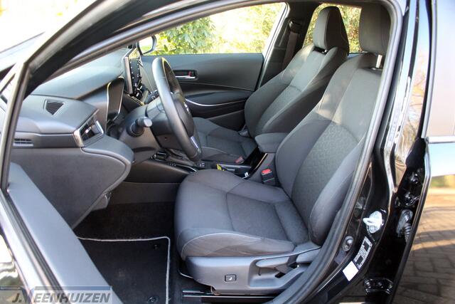 Toyota COROLLA 1.8 Hybrid Business | 2020 | Achteruitkijkcamera | Navi |