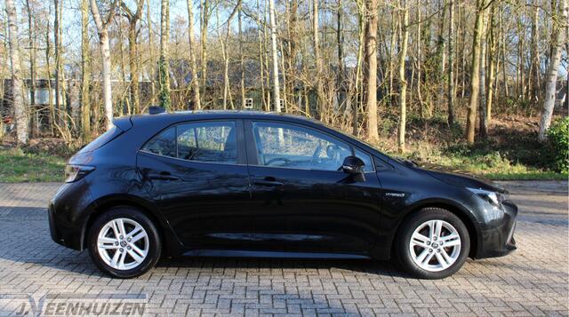 Toyota COROLLA 1.8 Hybrid Business | 2020 | Achteruitkijkcamera | Navi |