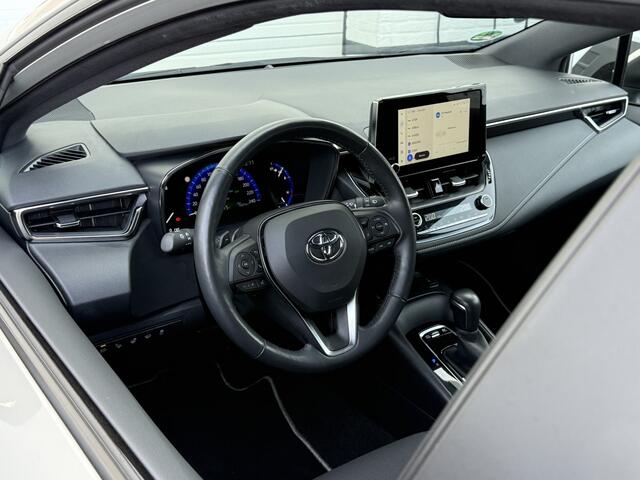 Toyota COROLLA Touring Sports 2.0 Hybrid Team D | Trekhaak | CarPlay | ACC | Camera | LED | 17 inch