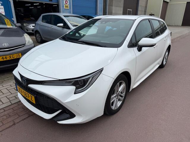 Toyota COROLLA Touring Sports 1.8 Hybrid Business Intro 2019 BTW car NAP 100% Toyota dealer onderhouden van de 1e eigenaar.