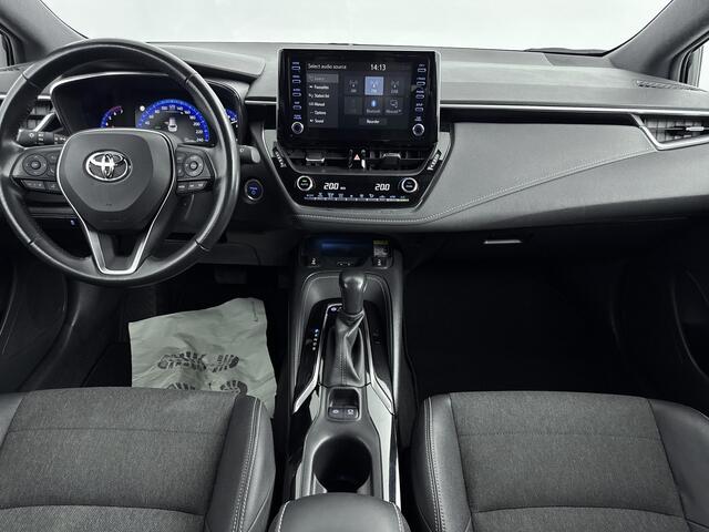 Toyota COROLLA Touring Sports 1.8 Hybrid Dynamic | Stoelverwarming | Achteruitrijcamera | 17'' Lichtmetalen Velgen | Apple Carplay/Android Auto |