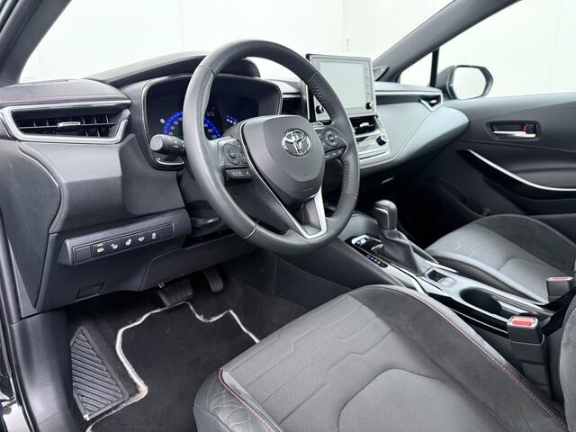Toyota COROLLA 2.0I 184 PK Hybride AUT. Trekhaak Pano-Dak Camera Adaptive-Cruise Apple Carplay Android Stoel+Stuurverwarming Navi* Ecc JBL®-Audio Pdc Executive Lmv Led Privacy Glas Lane Assist Regen-Lichtsensor Keyless Draadloze lader Voorruit Verwarmbaar Dodehoekdetect